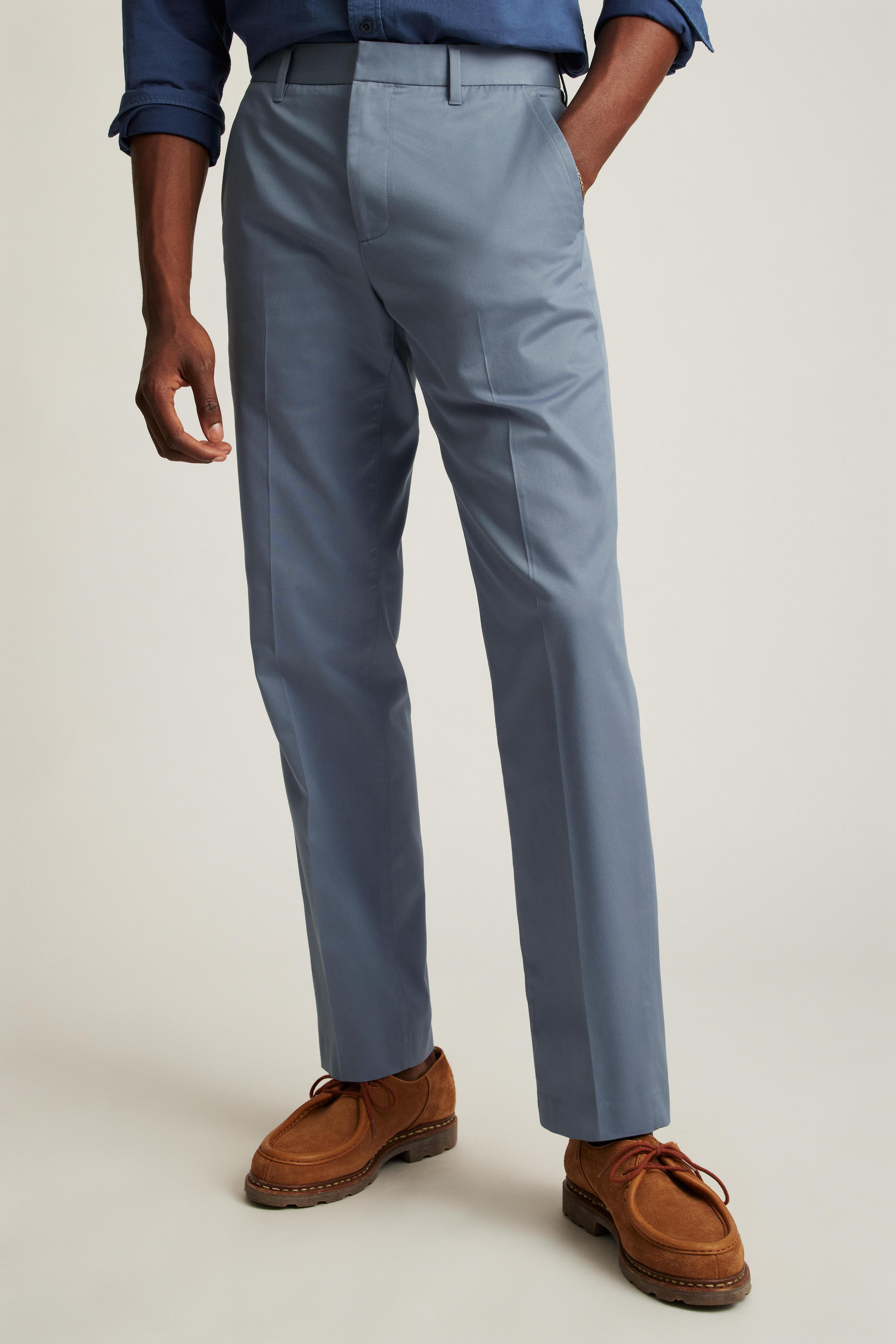 Weekday Warrior Dress Pants Product Image