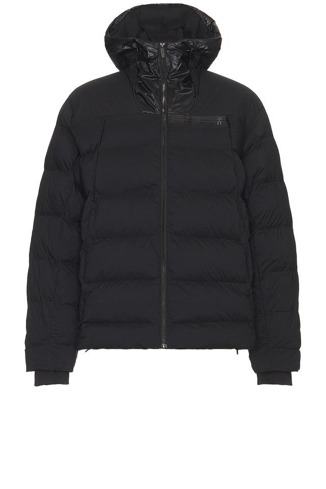 On Challenger Jacket Black. (also in M, S, XL/1X). Product Image