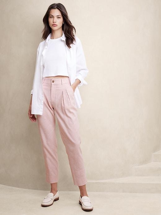 Linen-Blend Herringbone Pleated Pant Product Image