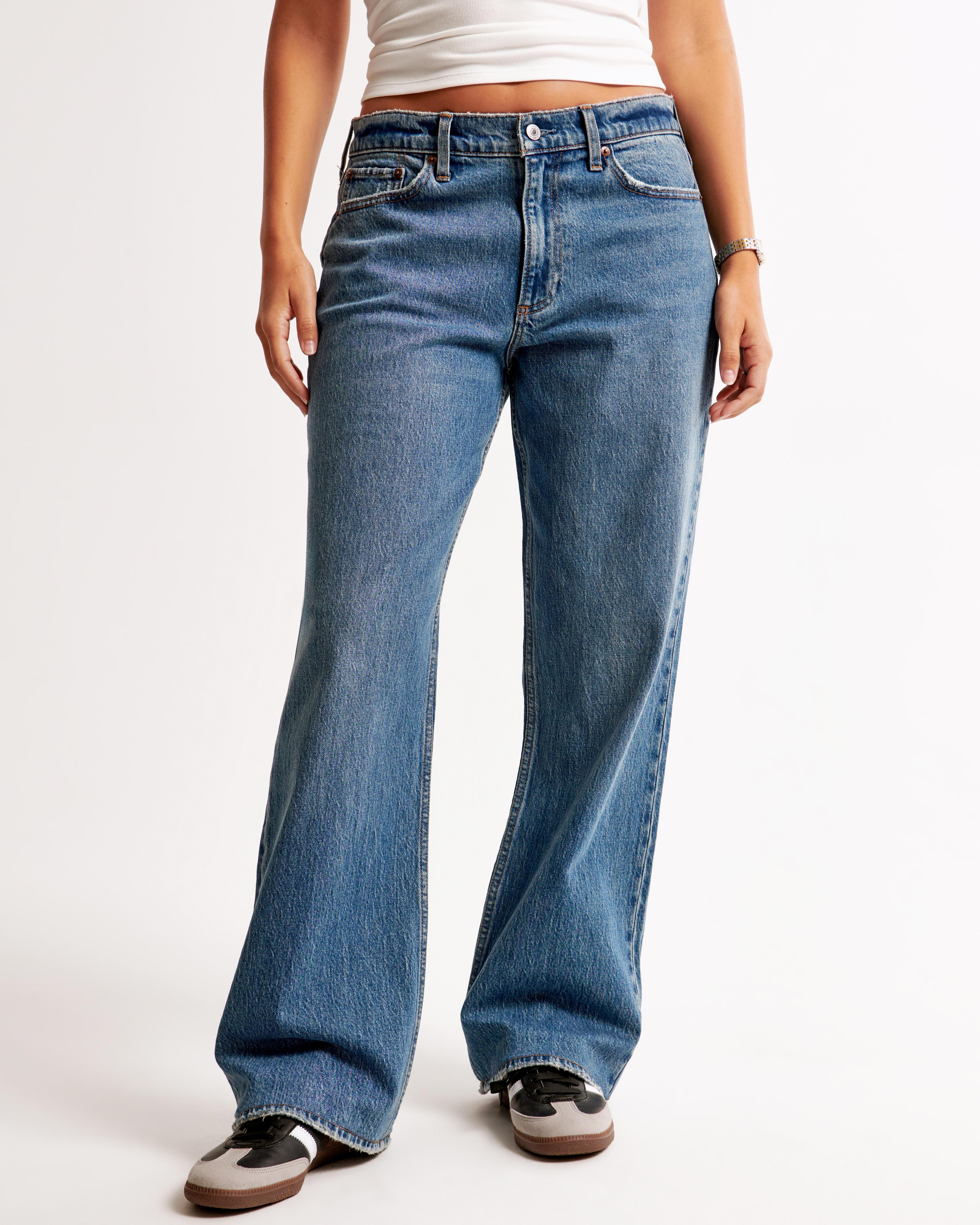 Curve Love Low Rise Baggy Jean Product Image