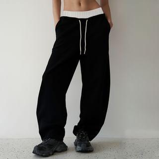 Low Rise Color-Block Loose-Fit Wide-Leg Sweatpants Product Image