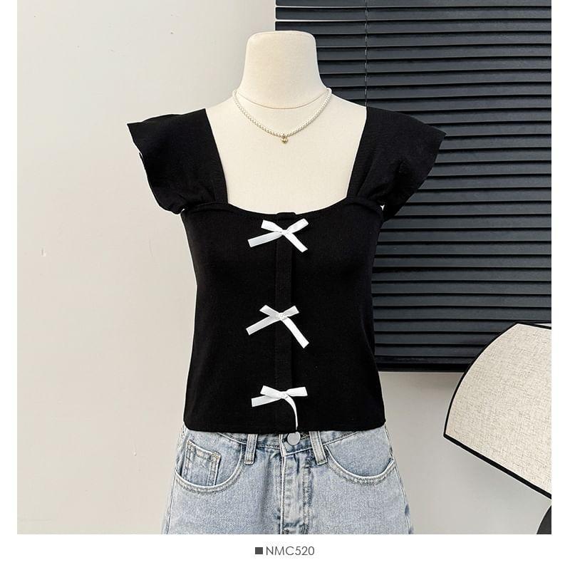 Cap-Sleeve Square-Neck Ribbon Crop Top Product Image