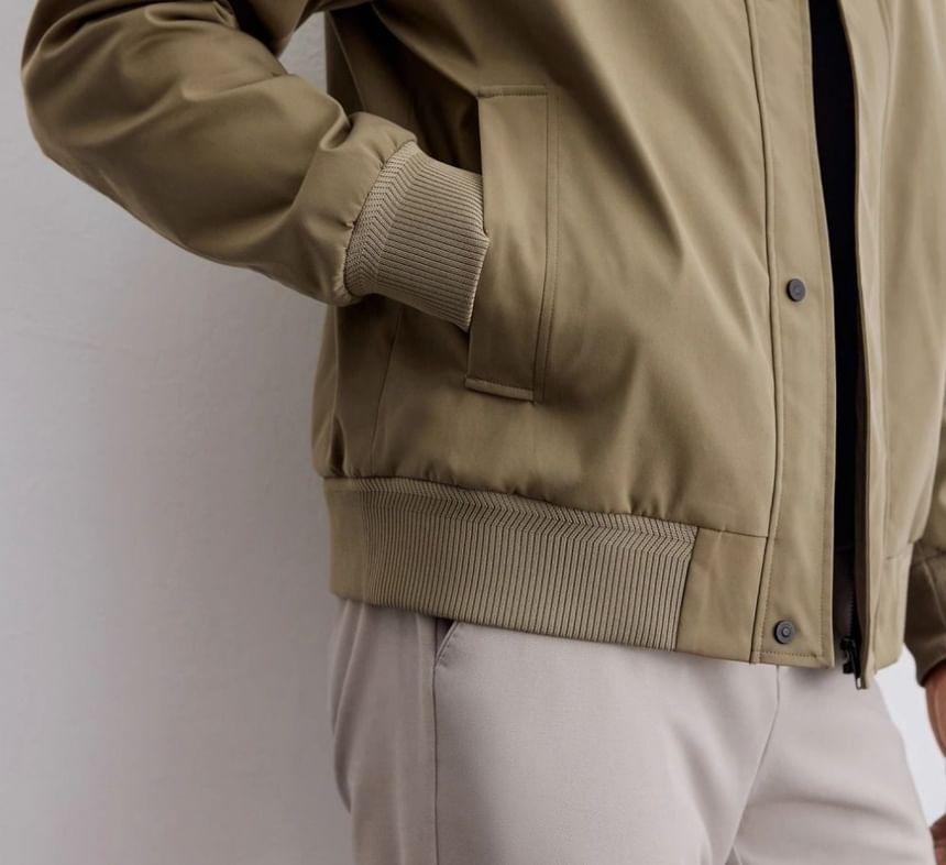 Collared Plain Zip-Up Jacket Product Image