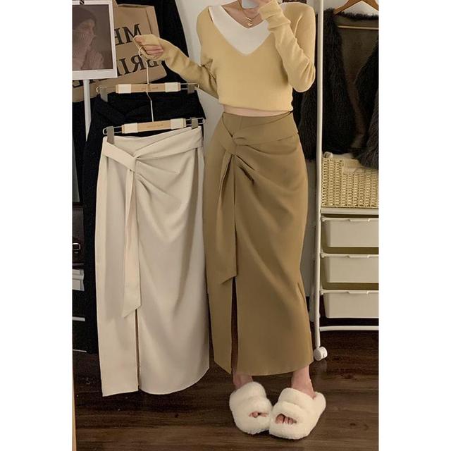 High Waist Plain Ruched Slit Midi Pencil Skirt Product Image