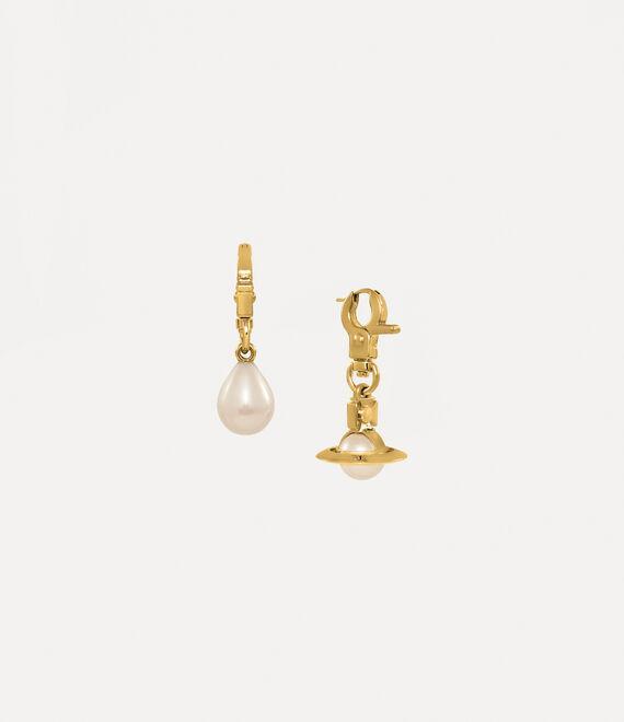 Claude Earrings Product Image