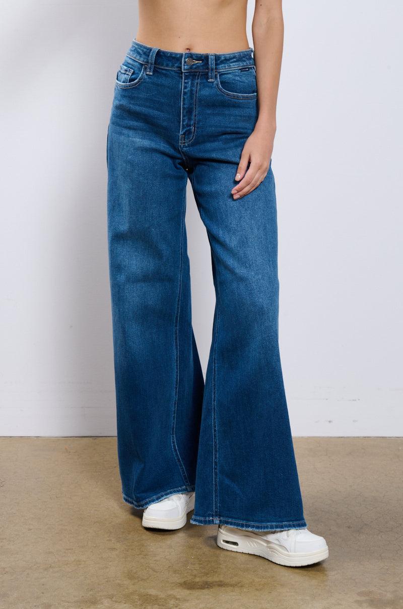 BEST FIT EVER DENIM PANT Product Image