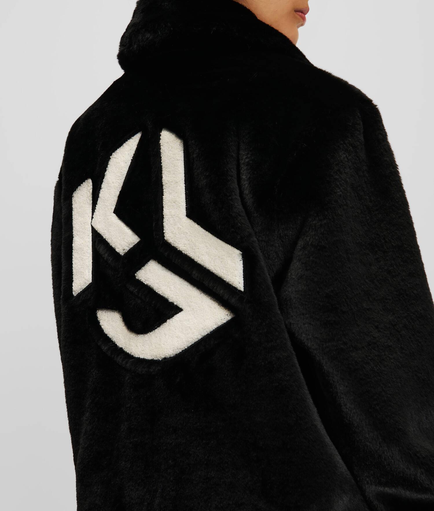 KLJ FAUX FUR JACKET Product Image