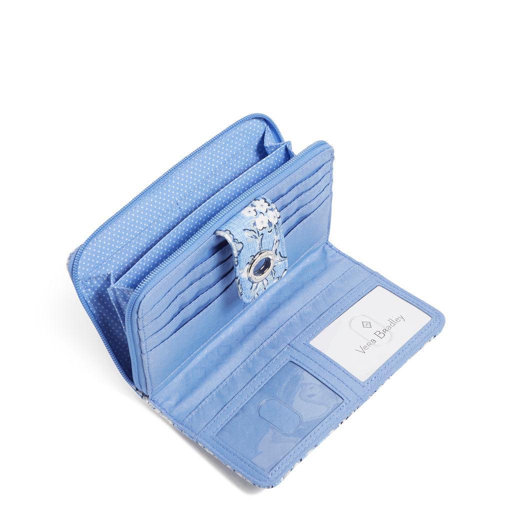 RFID Turnlock Wallet Product Image