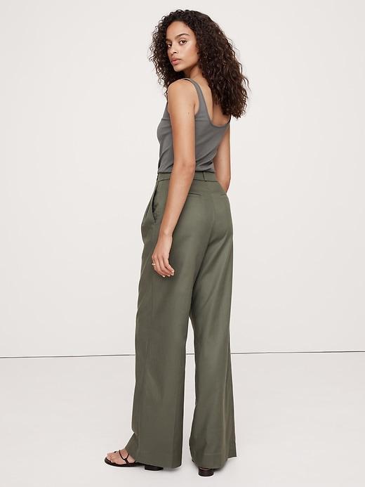 Carmel Pleated Wide-Leg Pant Product Image