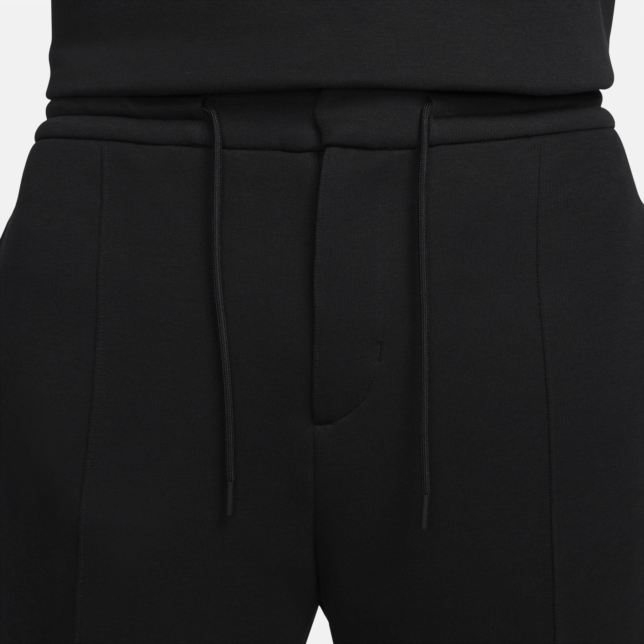 Men's Nike Sportswear Tech Fleece Reimagined Loose Fit Open Hem Sweatpants Product Image