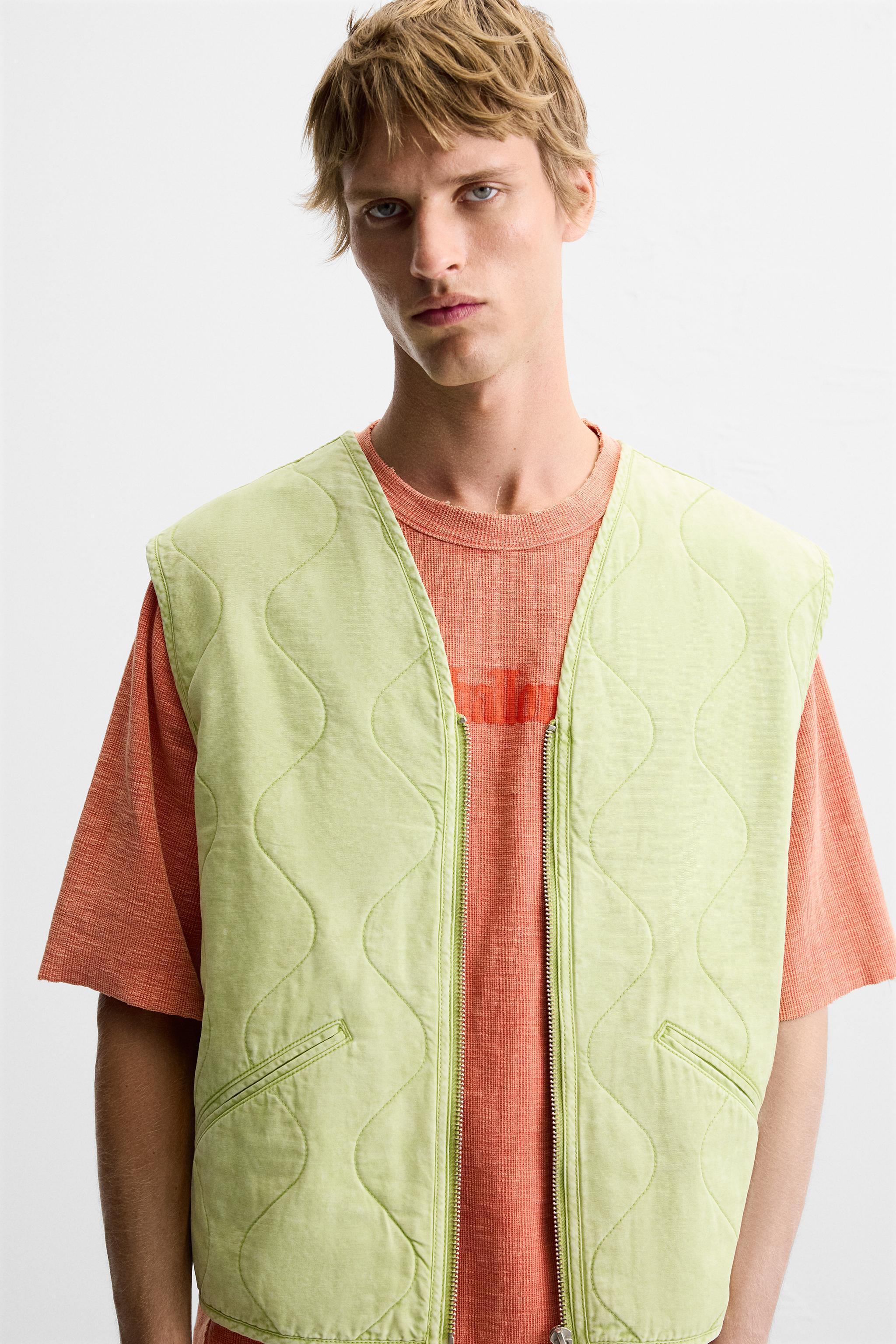 PRINTED WASHED EFFECT QUILTED VEST Product Image