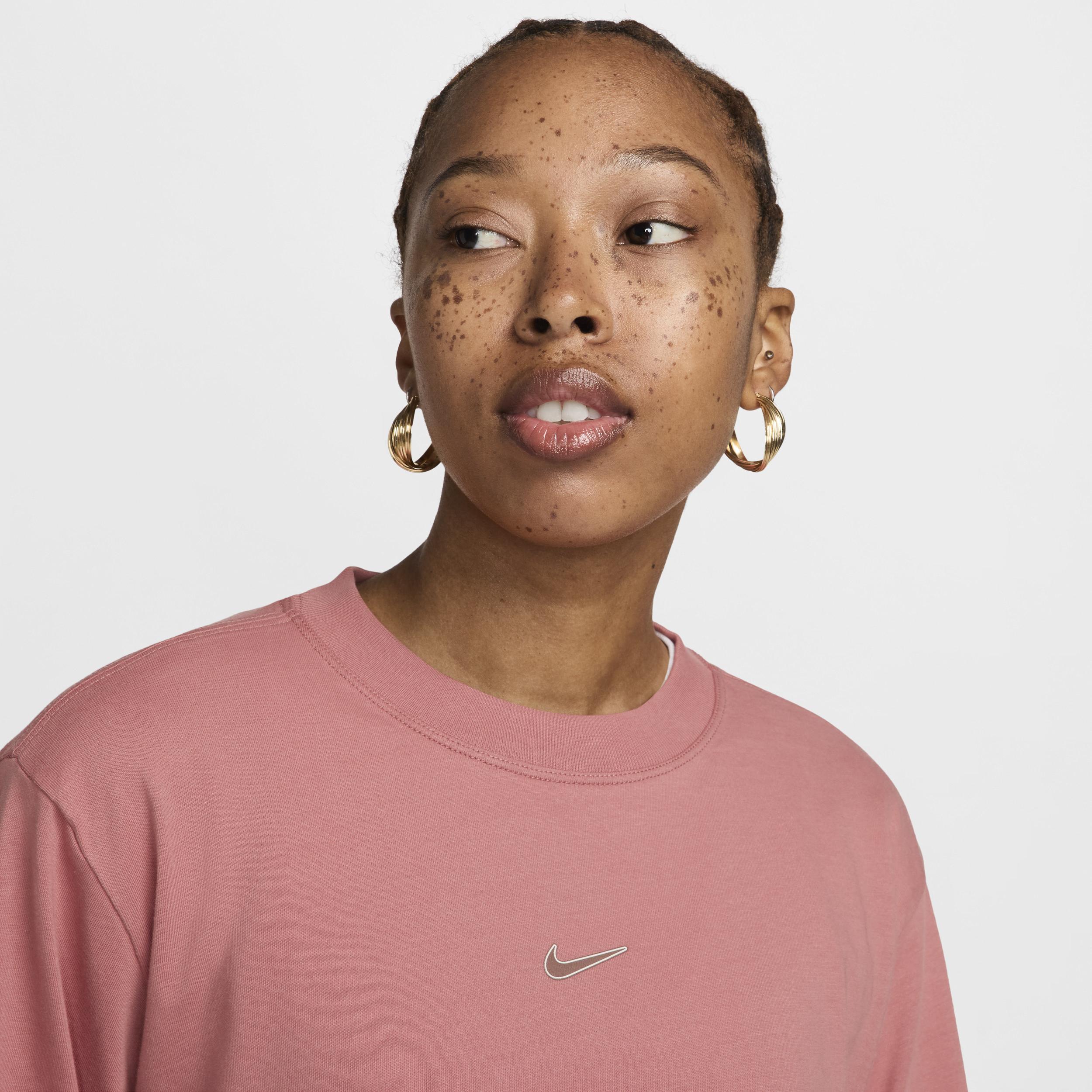 Women's Nike Sportswear Loose Long-Sleeve T-Shirt Product Image