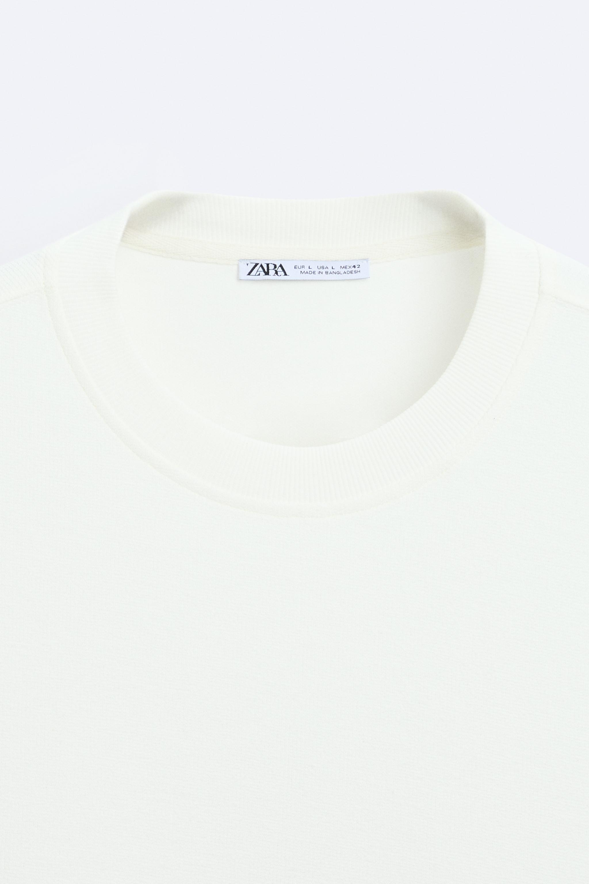 RELAXED FIT T-SHIRT Product Image