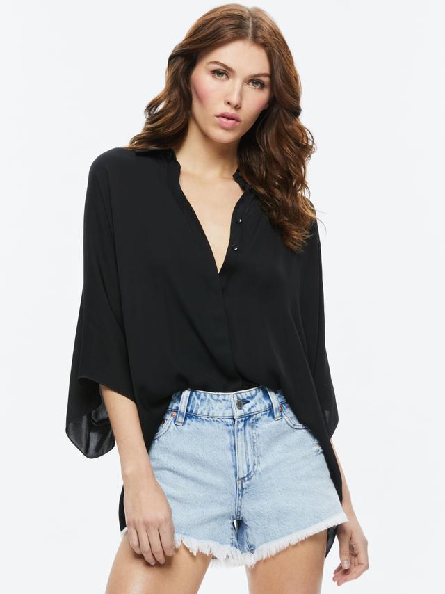 ALICE AND OLIVIA Deanne Button Down Blouse In Black Product Image