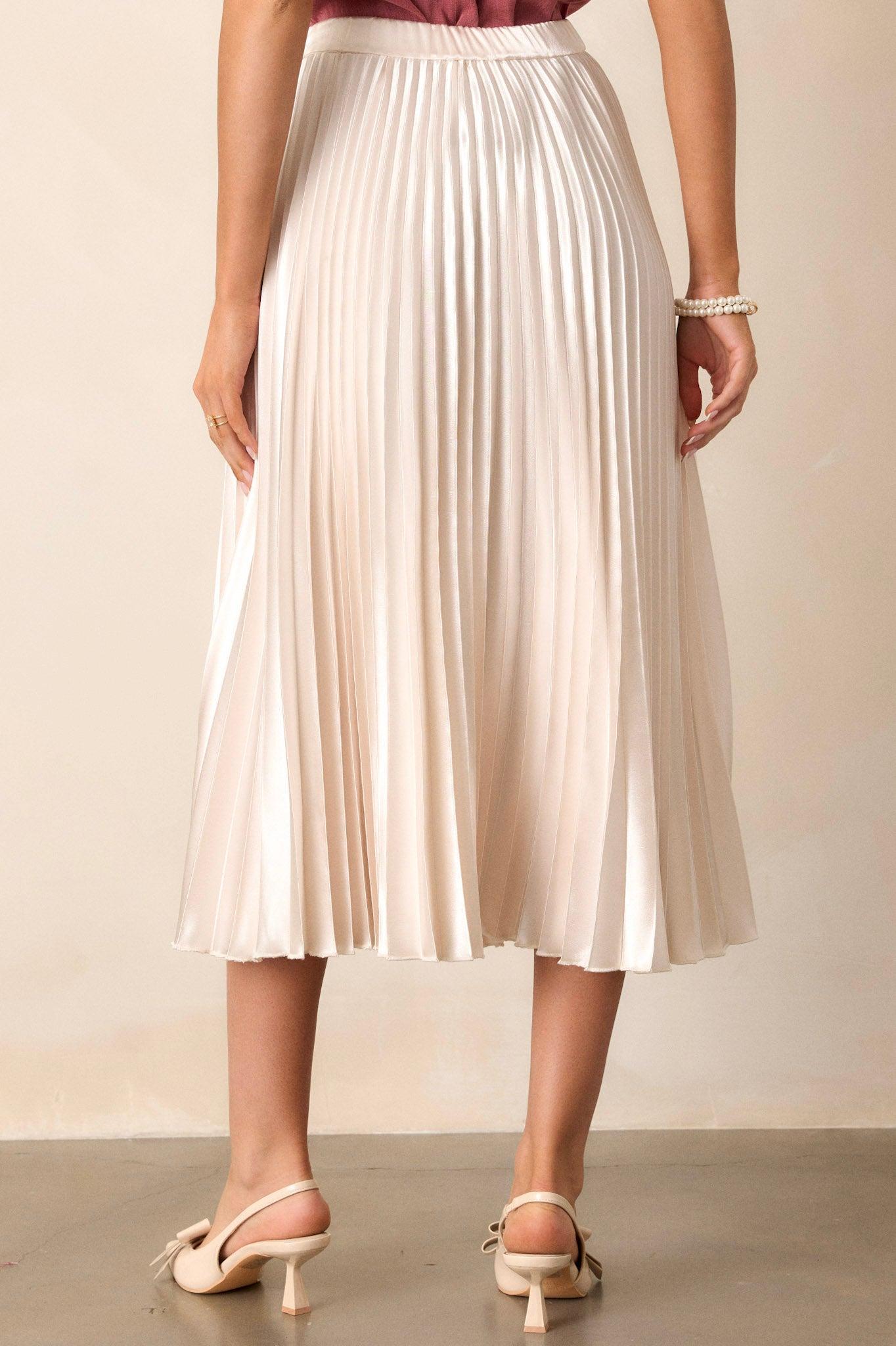 Urban Elegance Ivory Pleated Midi Skirt Product Image