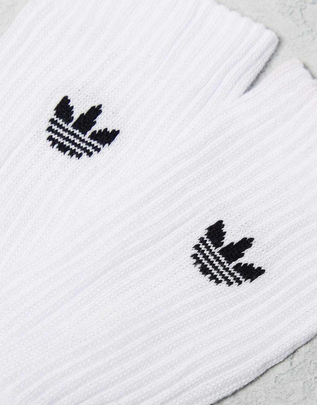 adidas Originals Trefoil 2.0 Crew 3-Pack socks in multi Product Image