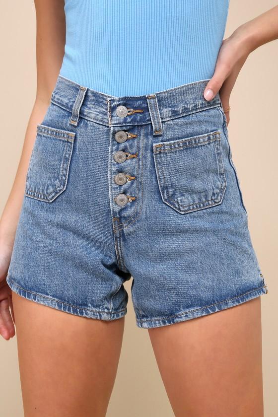 80s Mom Medium Wash Button-Fly High-Rise Denim Shorts Product Image