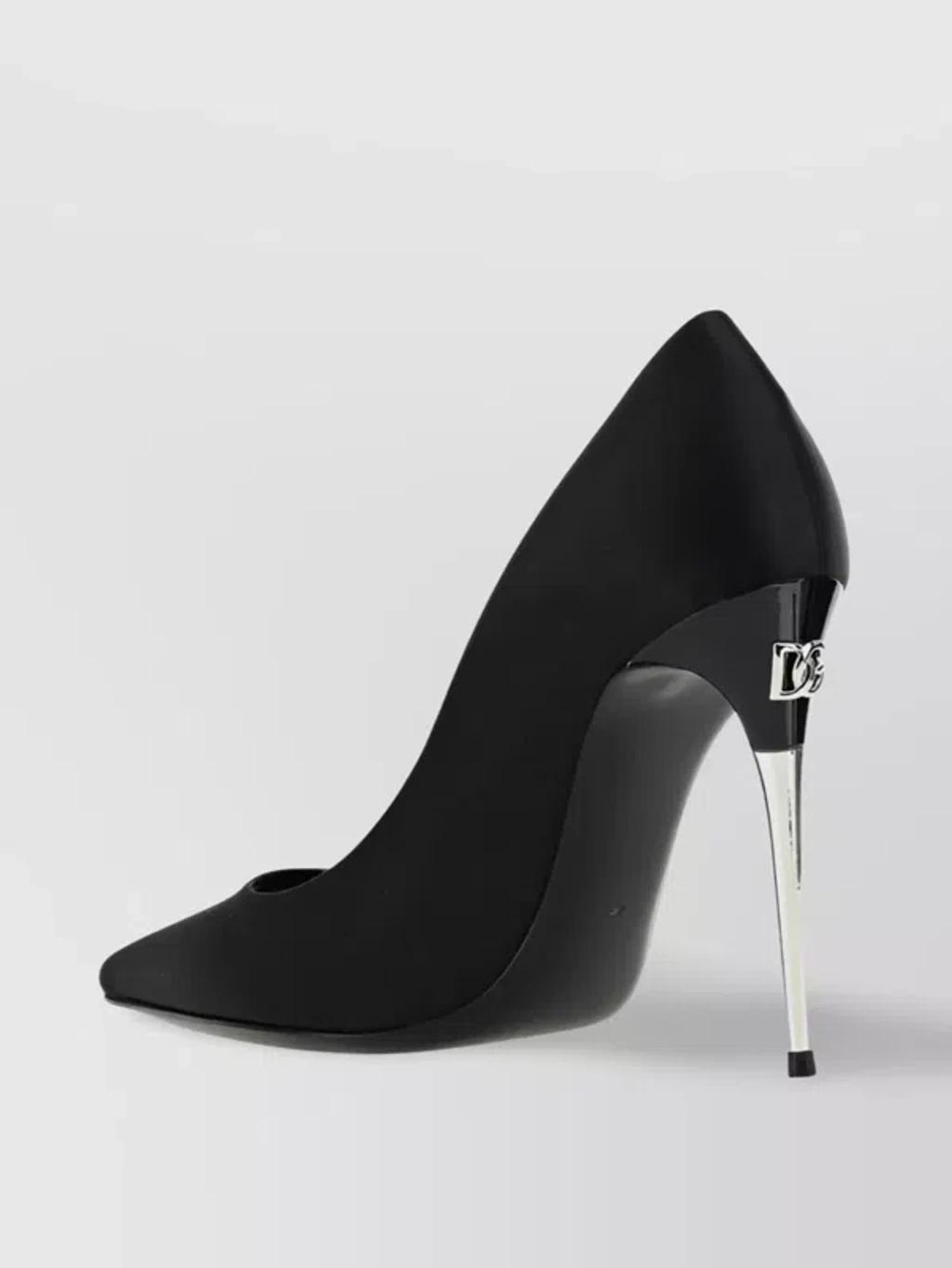 Pointed Leather Pumps In Black product image