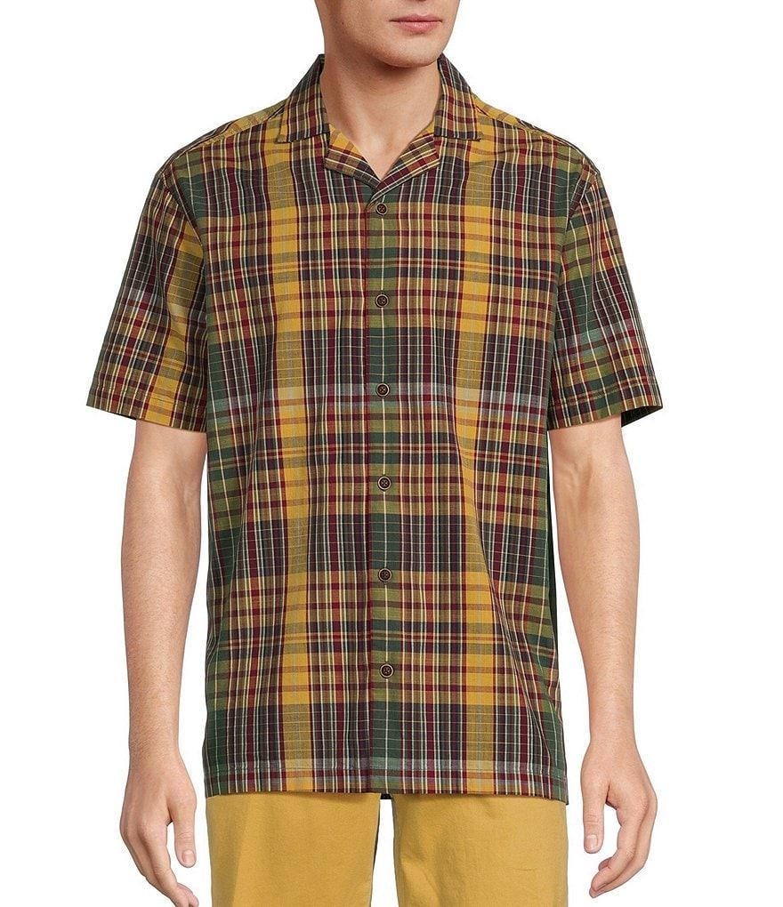 Roundtree & Yorke Short Sleeve Plaid Camp Sport Shirt Product Image