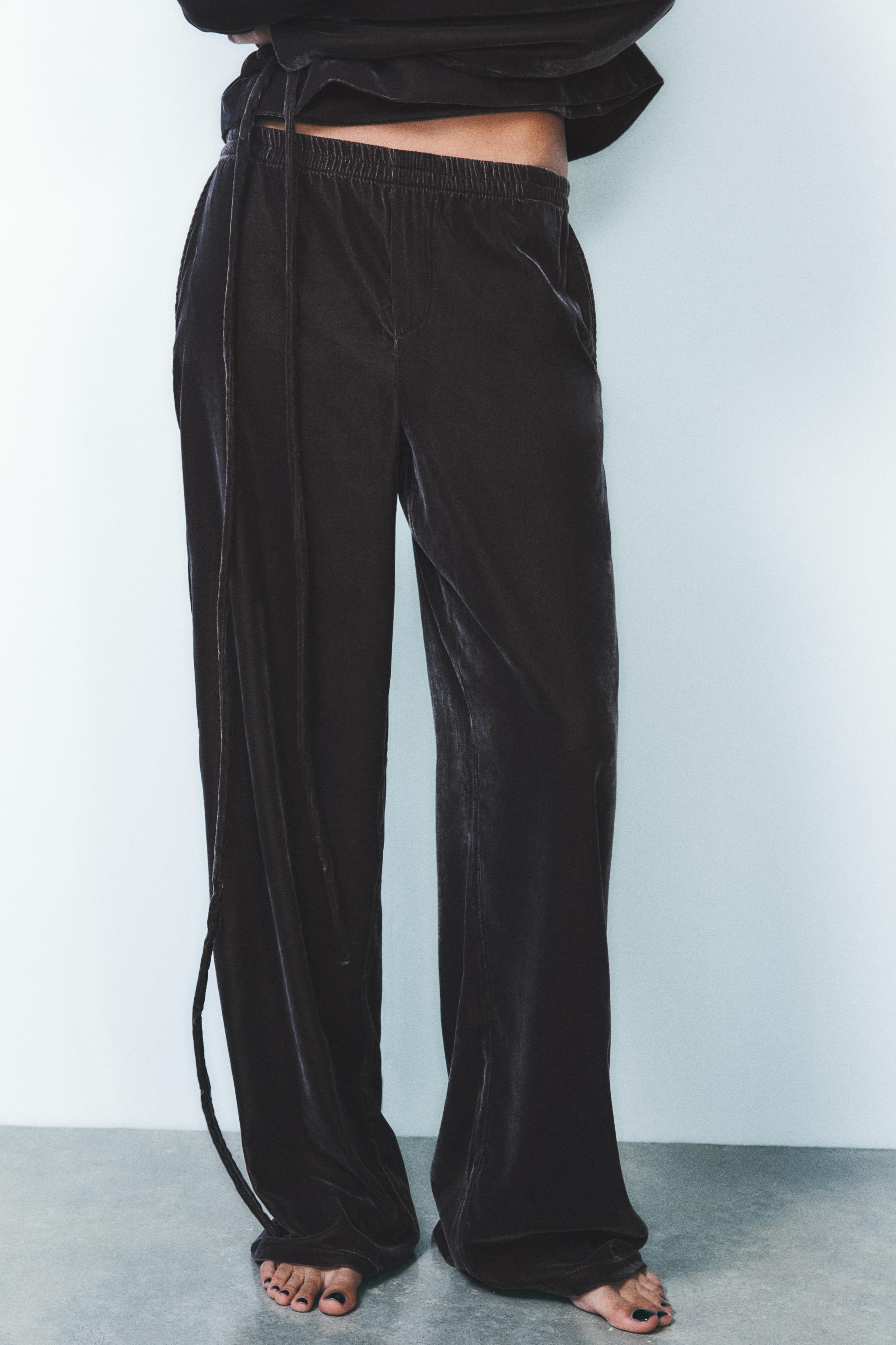 VELVET PAJAMA PANTS Product Image