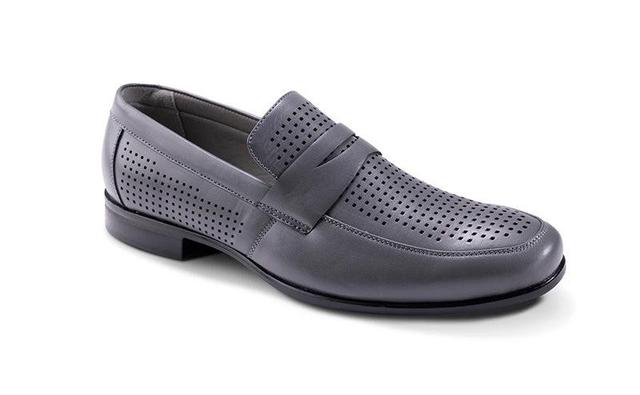 (Size 9½  10½) Gray Casual Summer Loafer Product Image