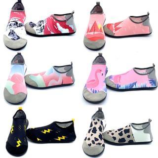 Two-Tone Yoga Slip-Ons Product Image