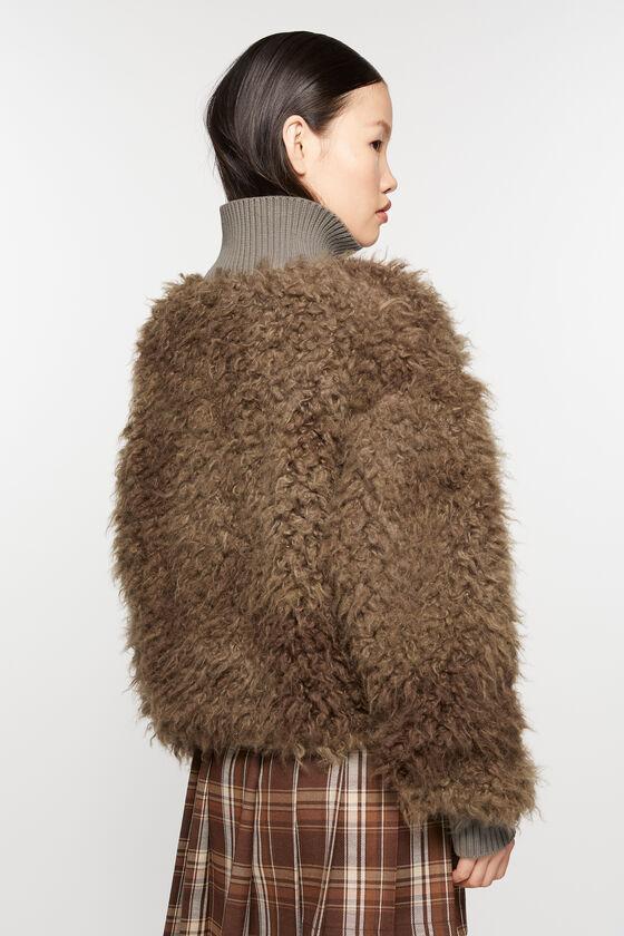 Furry jacket Product Image