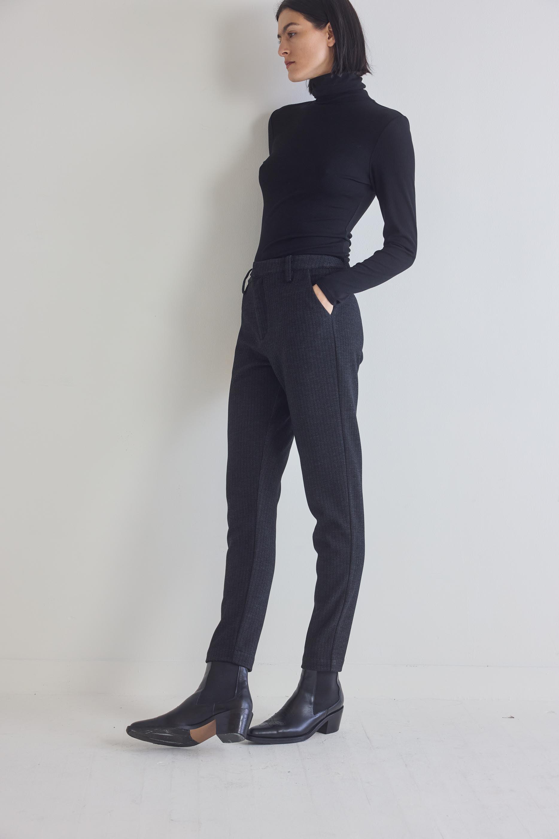 The Ribbed Turtleneck Product Image