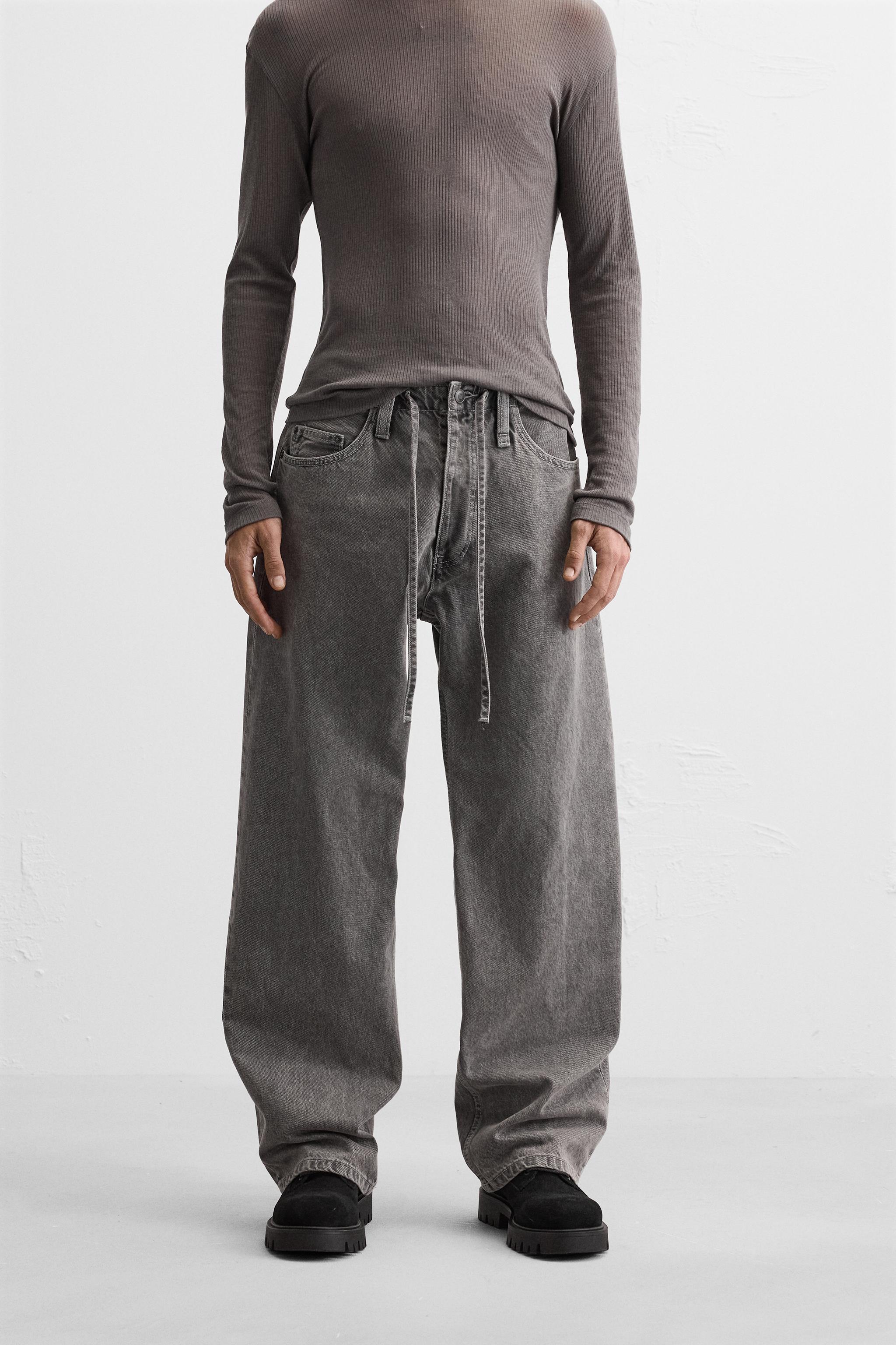 BAGGY FIT JEANS Product Image