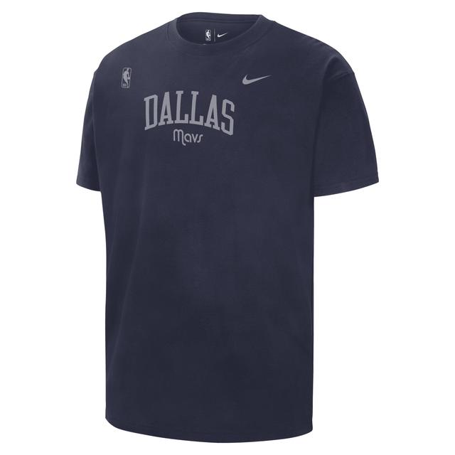 Dallas Mavericks Courtside Max90 Nike Men's NBA T-Shirt Product Image