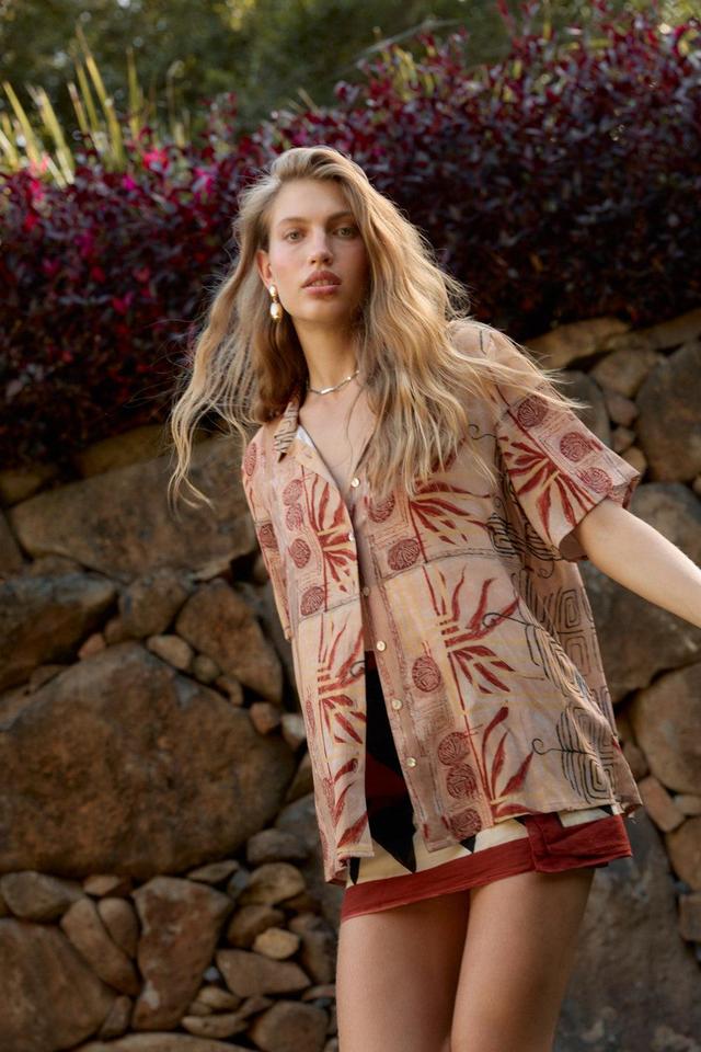 Heat Wave Shirt X Emma Rushton Product Image