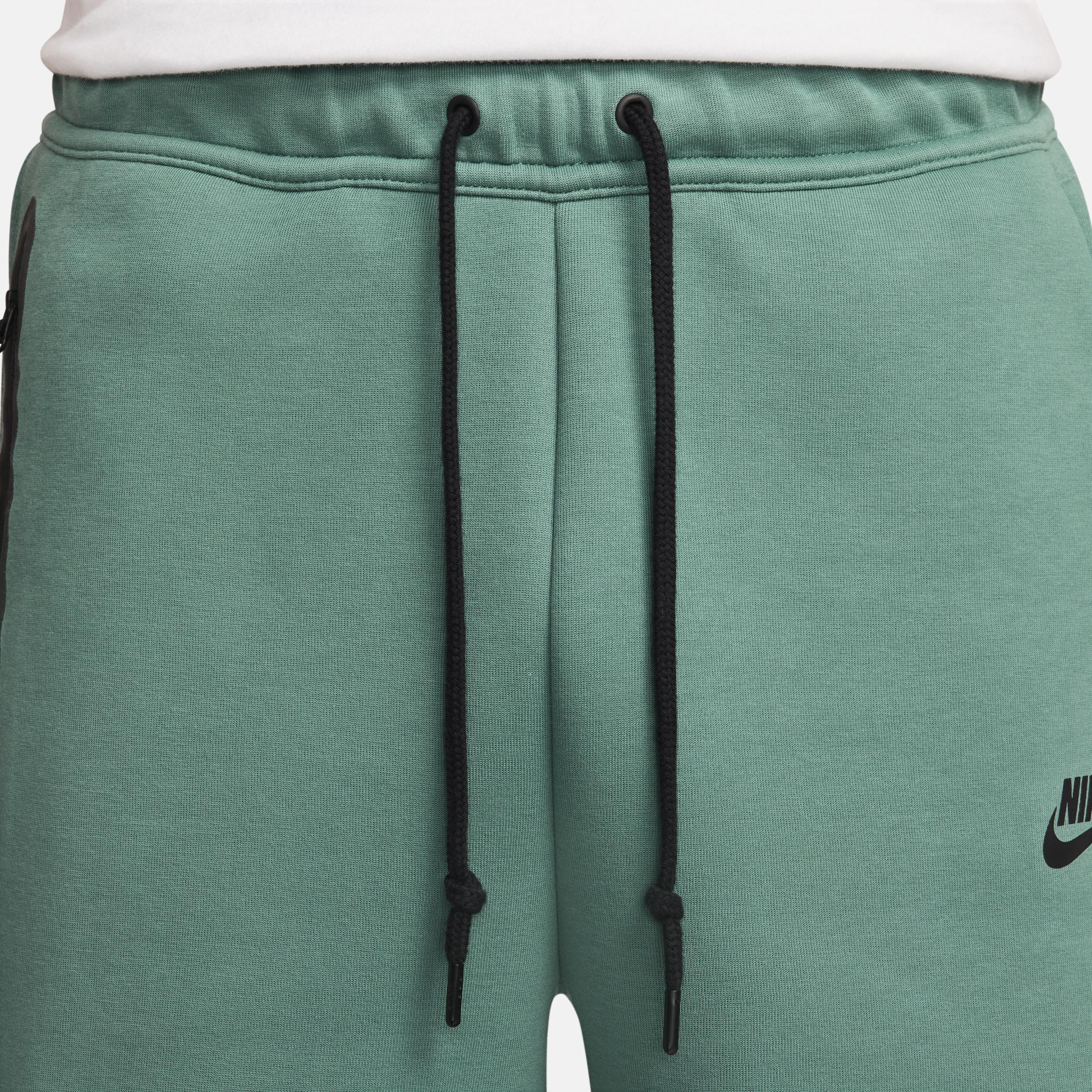 Men's Nike Sportswear Tech Fleece Shorts Product Image