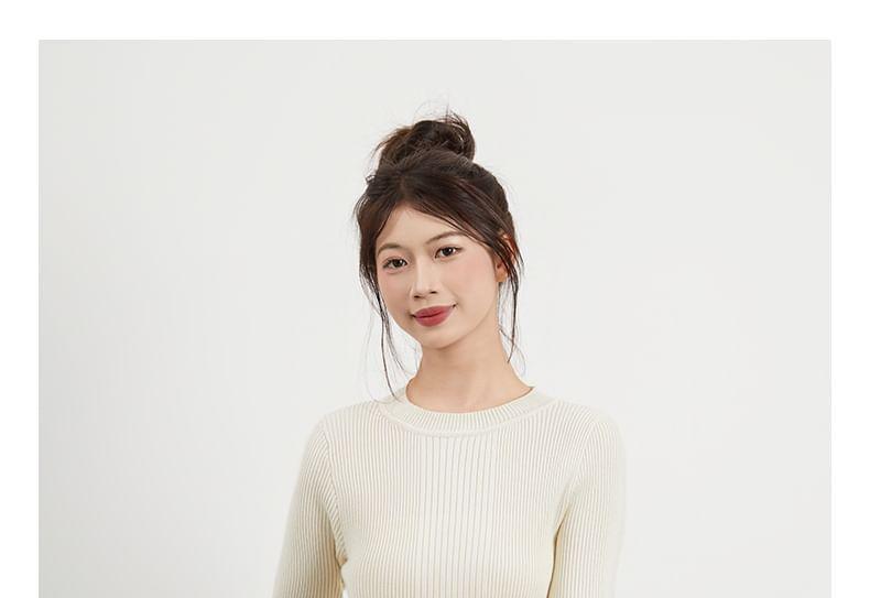 Long-Sleeve Round Neck Plain Ribbed Knit Top Product Image