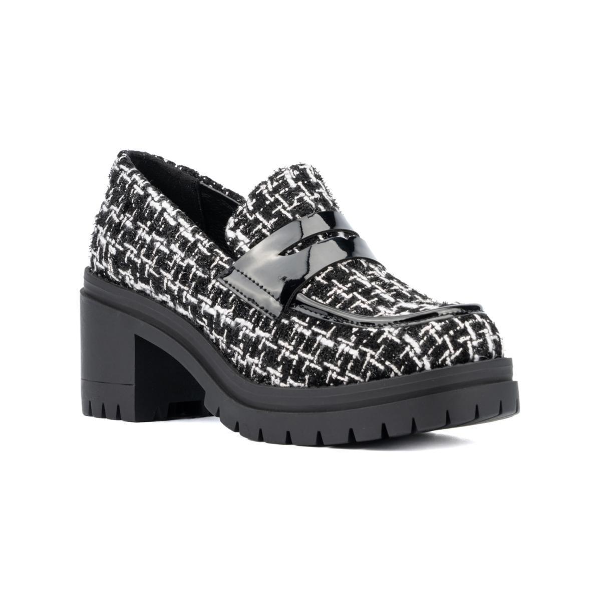 Torgeis Womens Noelli Loafers Product Image