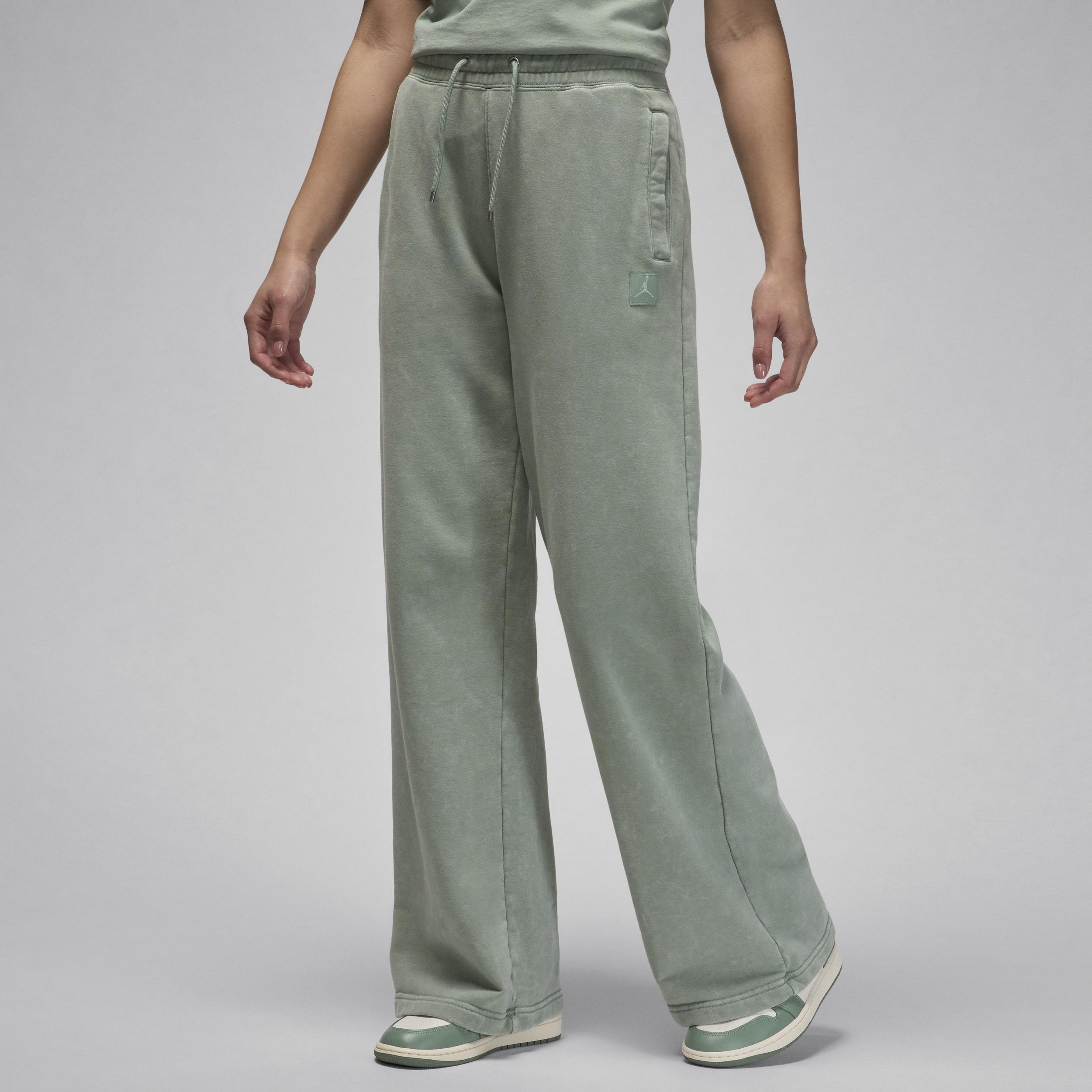 Women's Jordan Flight Fleece Open Hem Pants Product Image