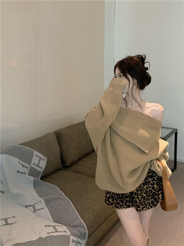 Off-Shoulder Plain Ribbed Oversized Sweater / Mid Rise Leopard Print Hot Pants Product Image