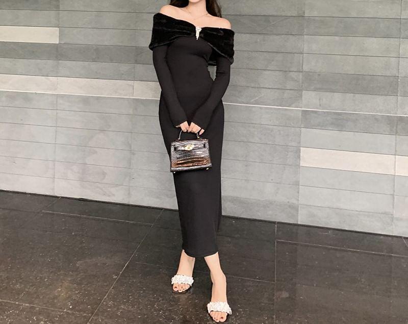 Long-Sleeve Off Shoulder Plain Maxi Sheath Dress Product Image