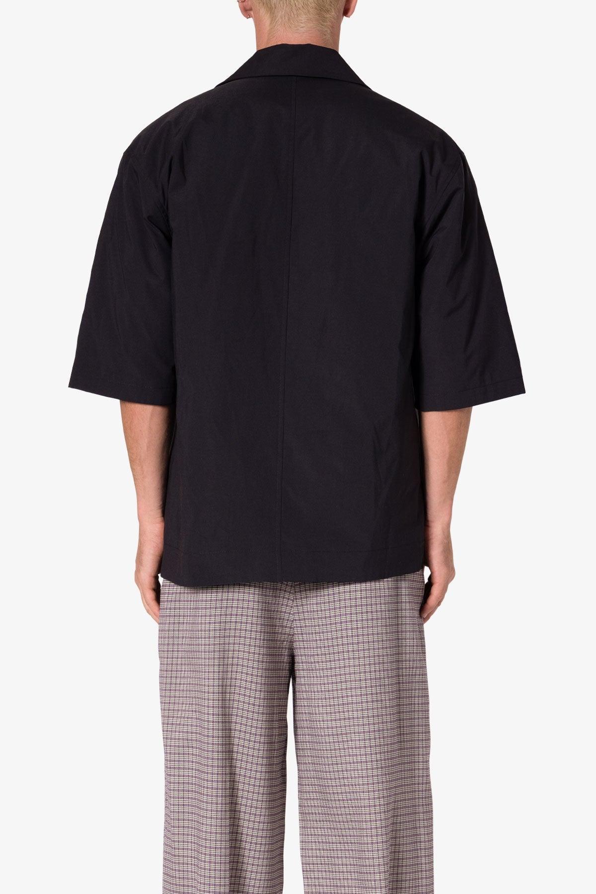 Cropped S/S Shirt - Black Product Image