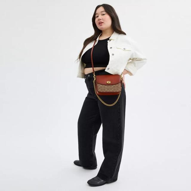 Cassie Crossbody Bag 19 In Signature Canvas Product Image