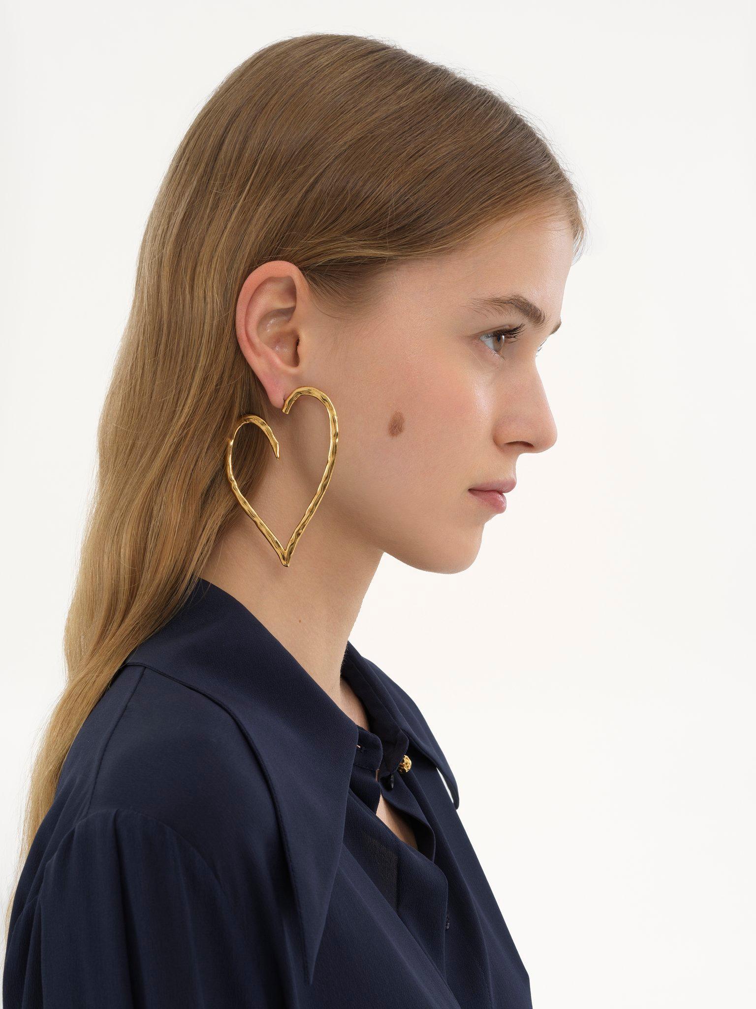 The Chloé Encoeur earrings Product Image