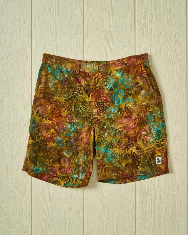 Batik Short in Leaf Product Image