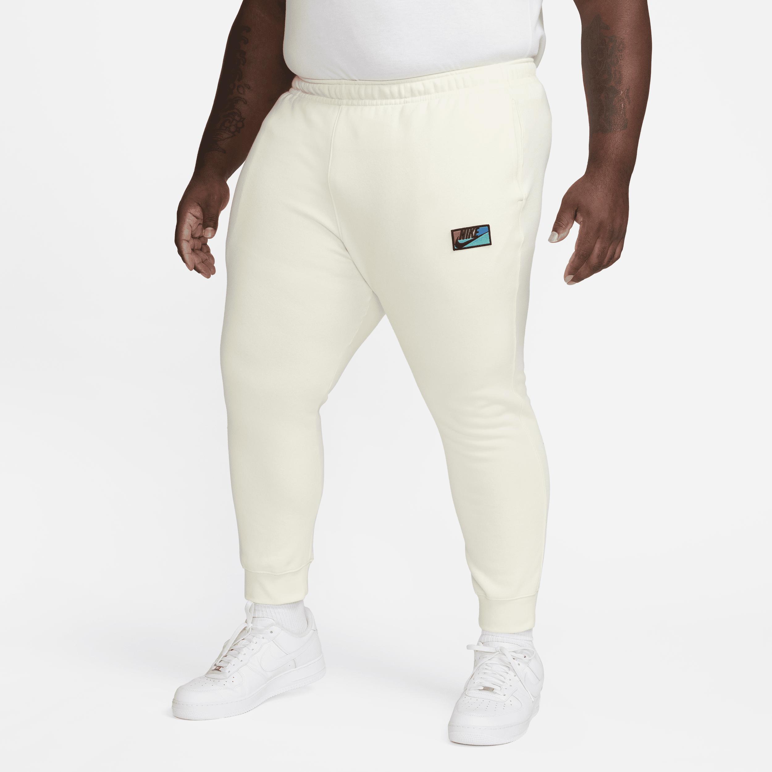 Nike Club Fleece Men's Fleece Pants Product Image