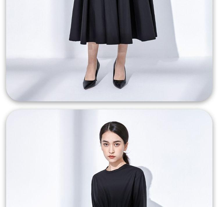 Long-Sleeve Crew Neck Plain Ruched Midi A-Line Dress Product Image