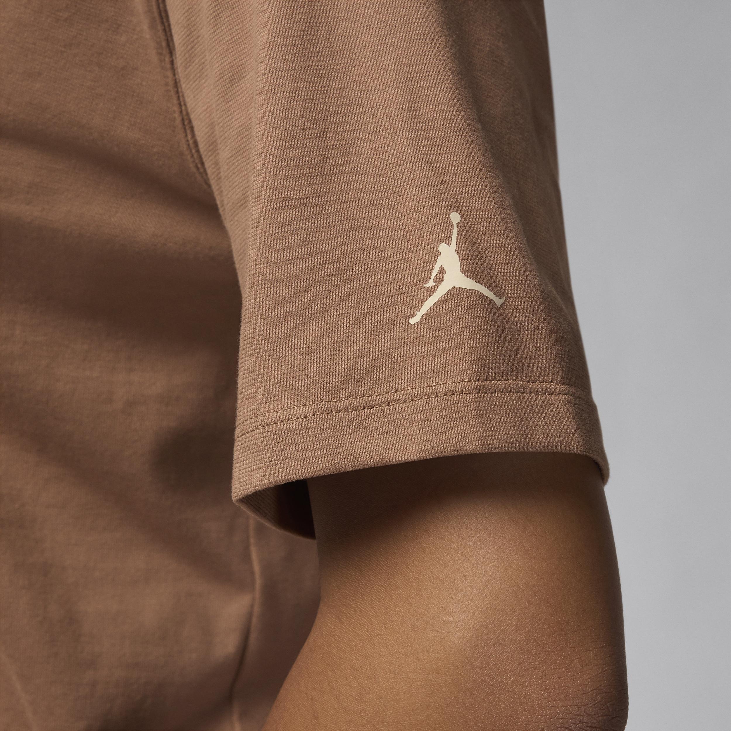 Women's Jordan Flight Heritage Graphic T-Shirt Product Image