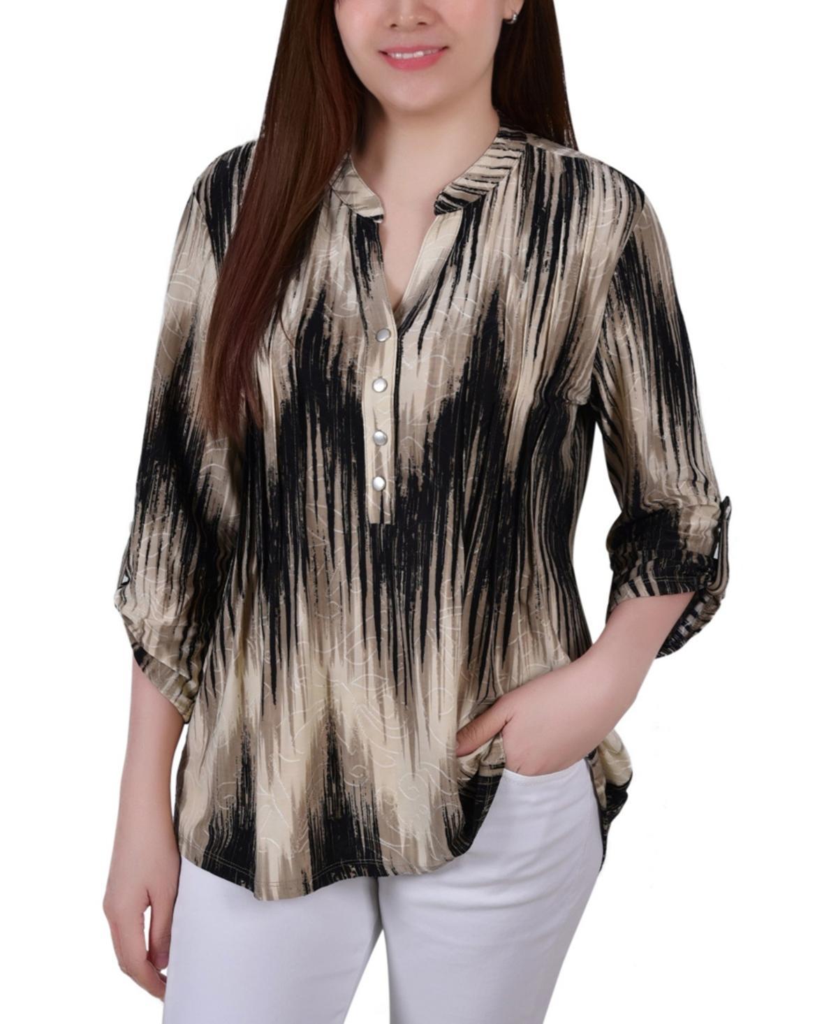 Womens 3/4 Roll Tab Sleeve Y-neck Top Product Image