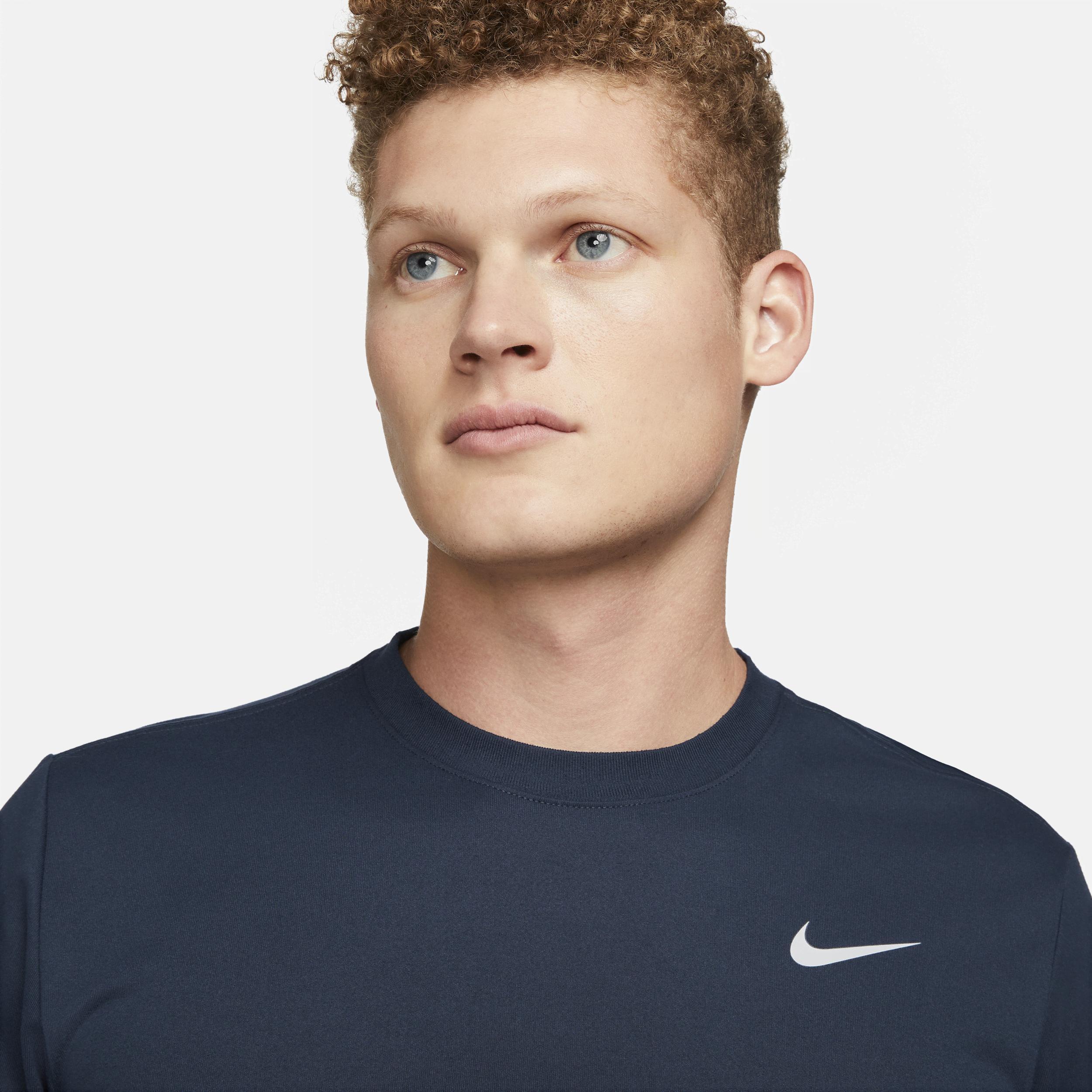 Nike Men's Dri-FIT Legend Fitness T-Shirt Product Image