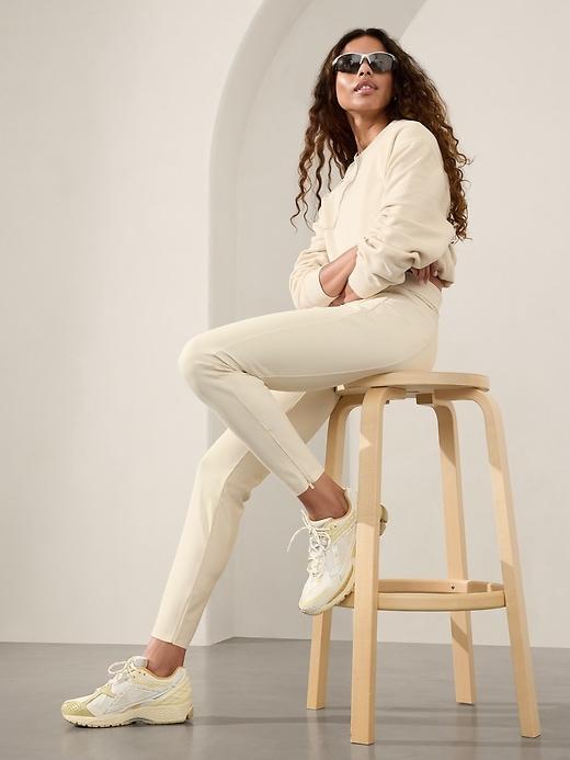 Stellar Mid Rise Slim Pant Product Image