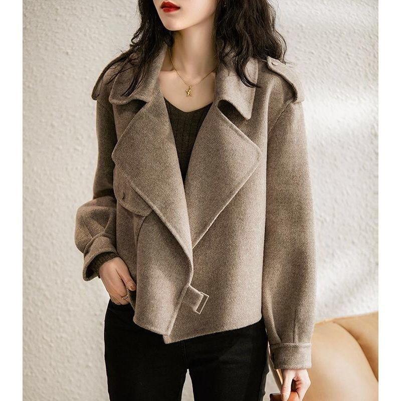 Lapel Collared Plain Cropped Coat Product Image