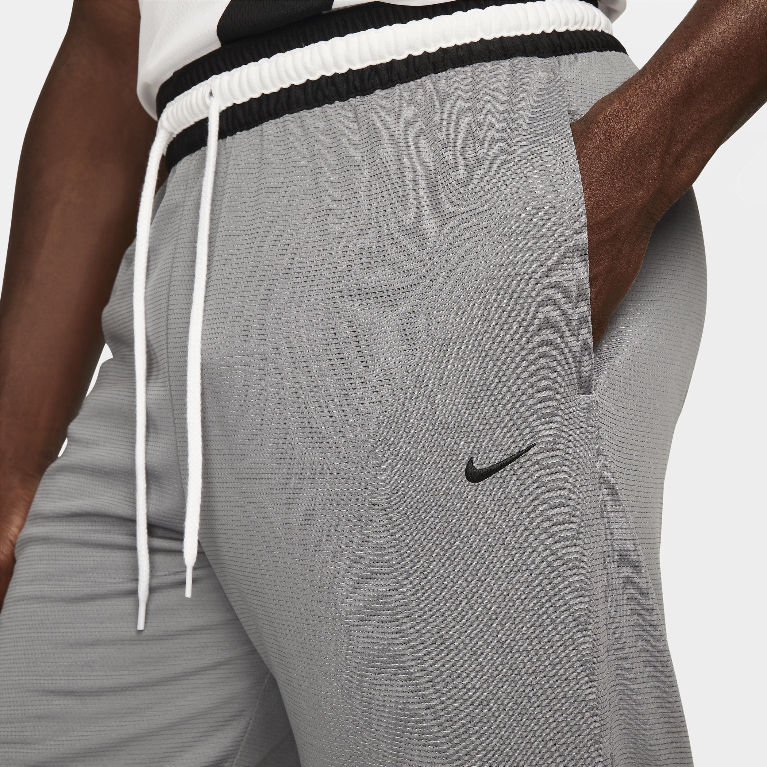 Nike Men's Dri-FIT DNA 10" Basketball Shorts Product Image