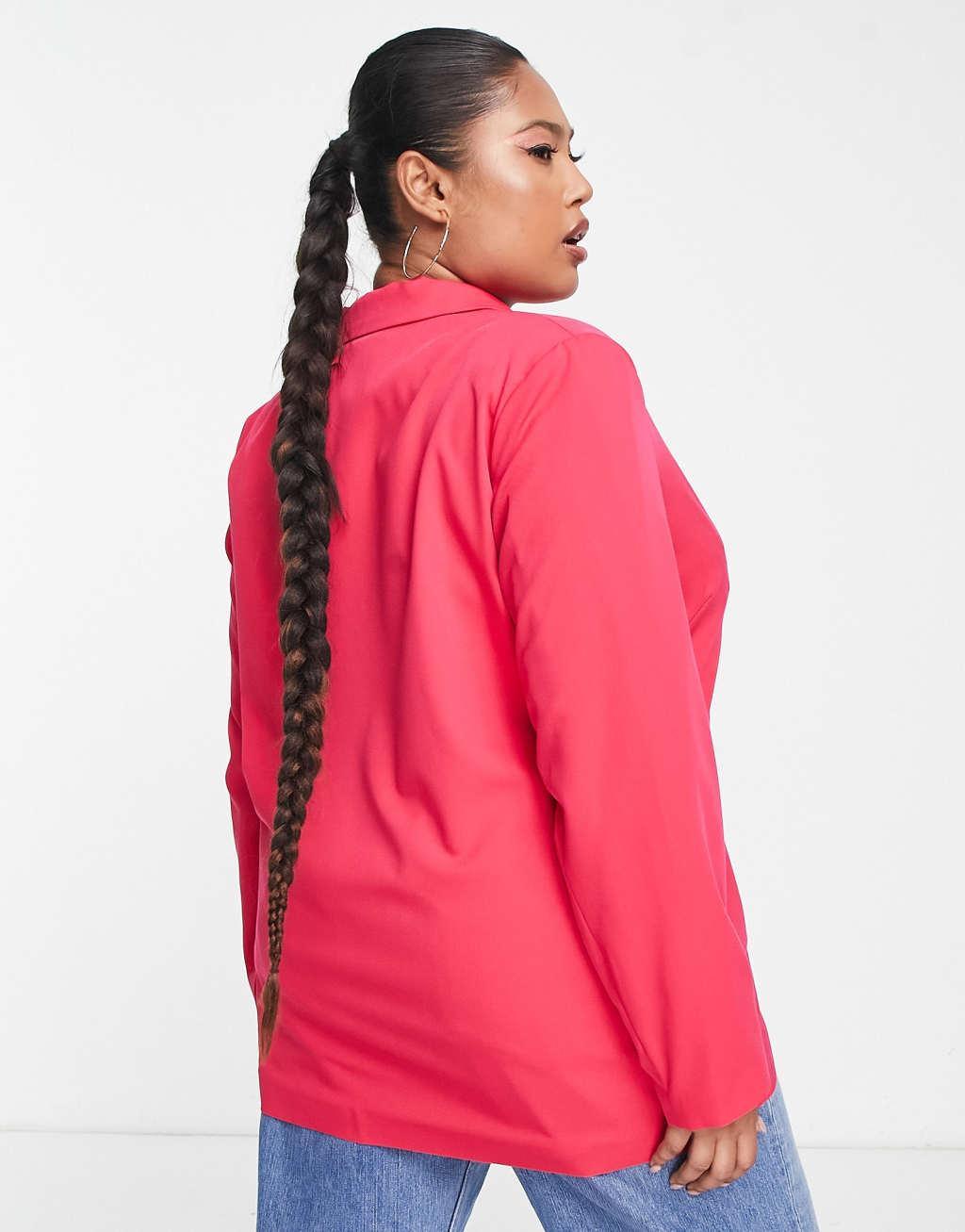 Vero Moda Curve tailored blazer in pink Product Image